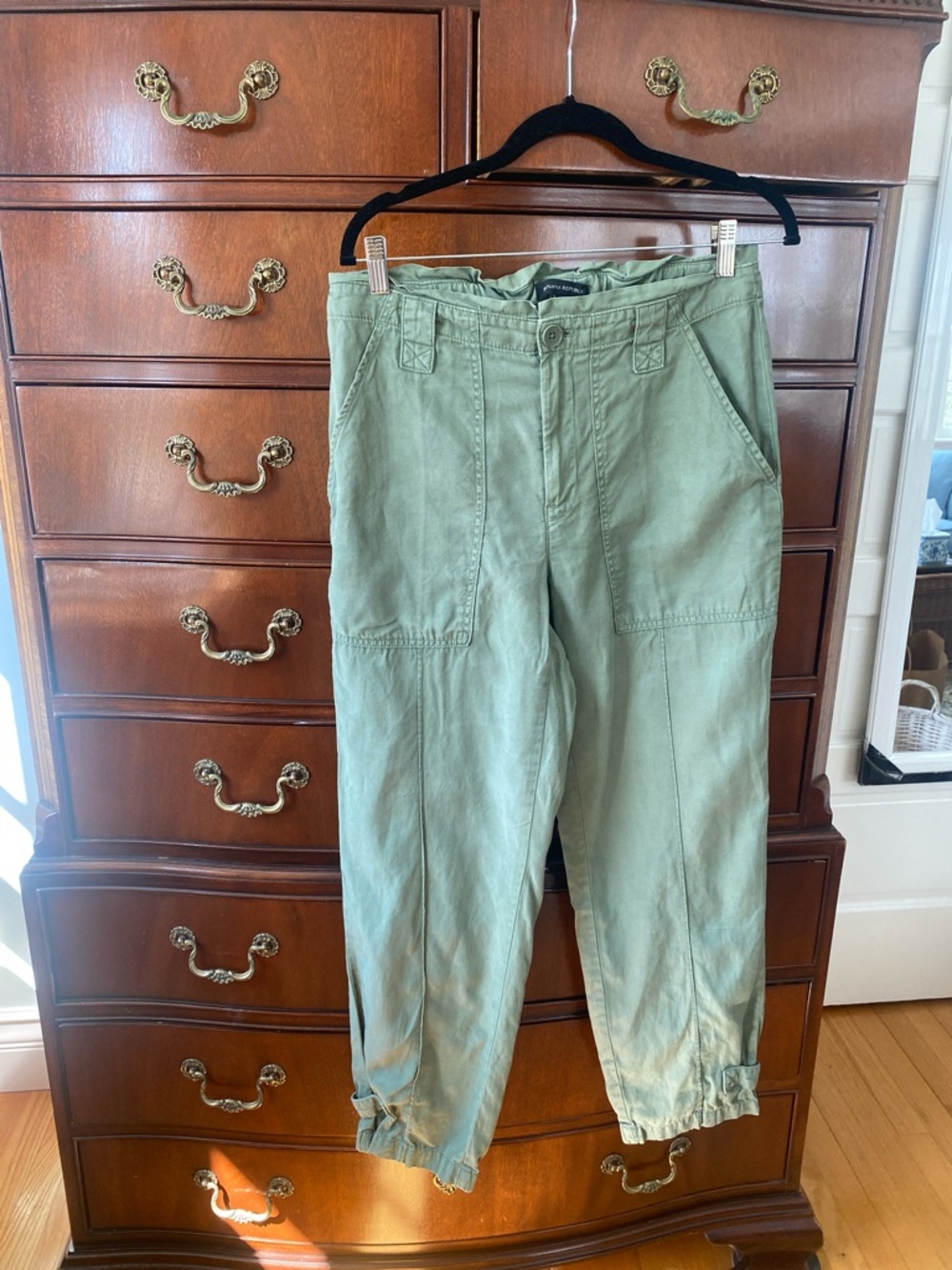 Banana Republic Sage Green Cropped Utility Pants